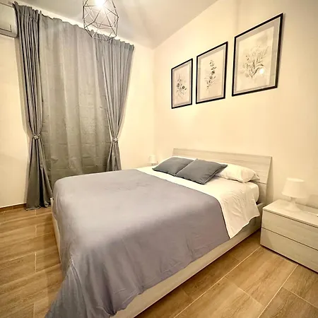 Apartment Dama House Airport&hospital *